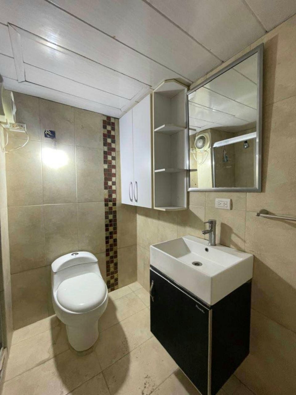 Townhouse C.R Pueblo Viejo, Lechería