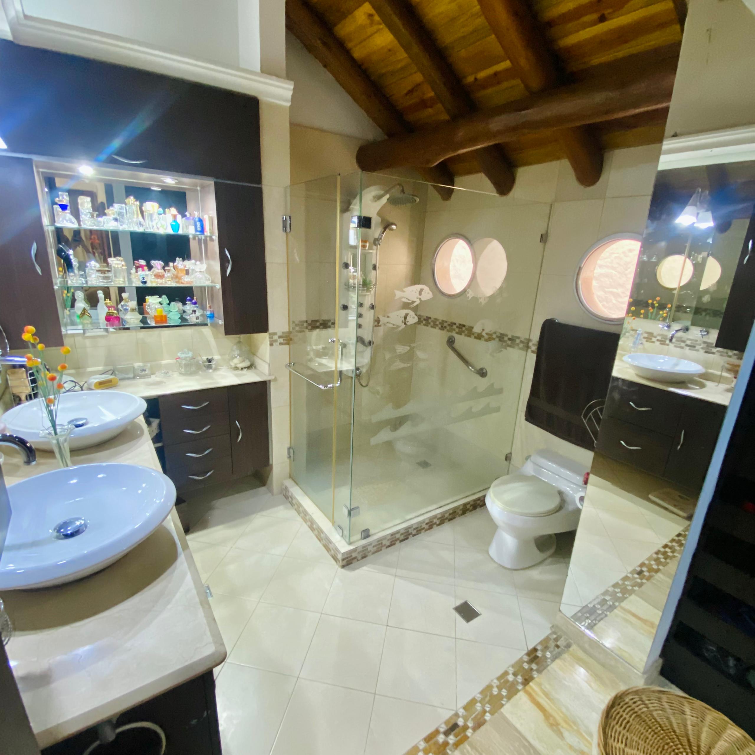 Casa Bote B en Venta - Lechería