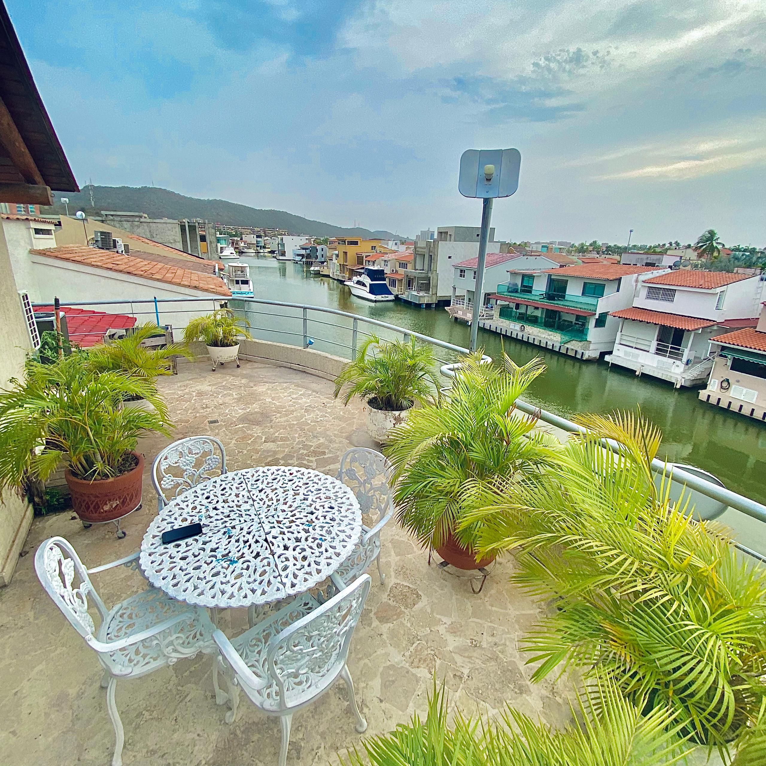 Casa Bote B en Venta - Lechería