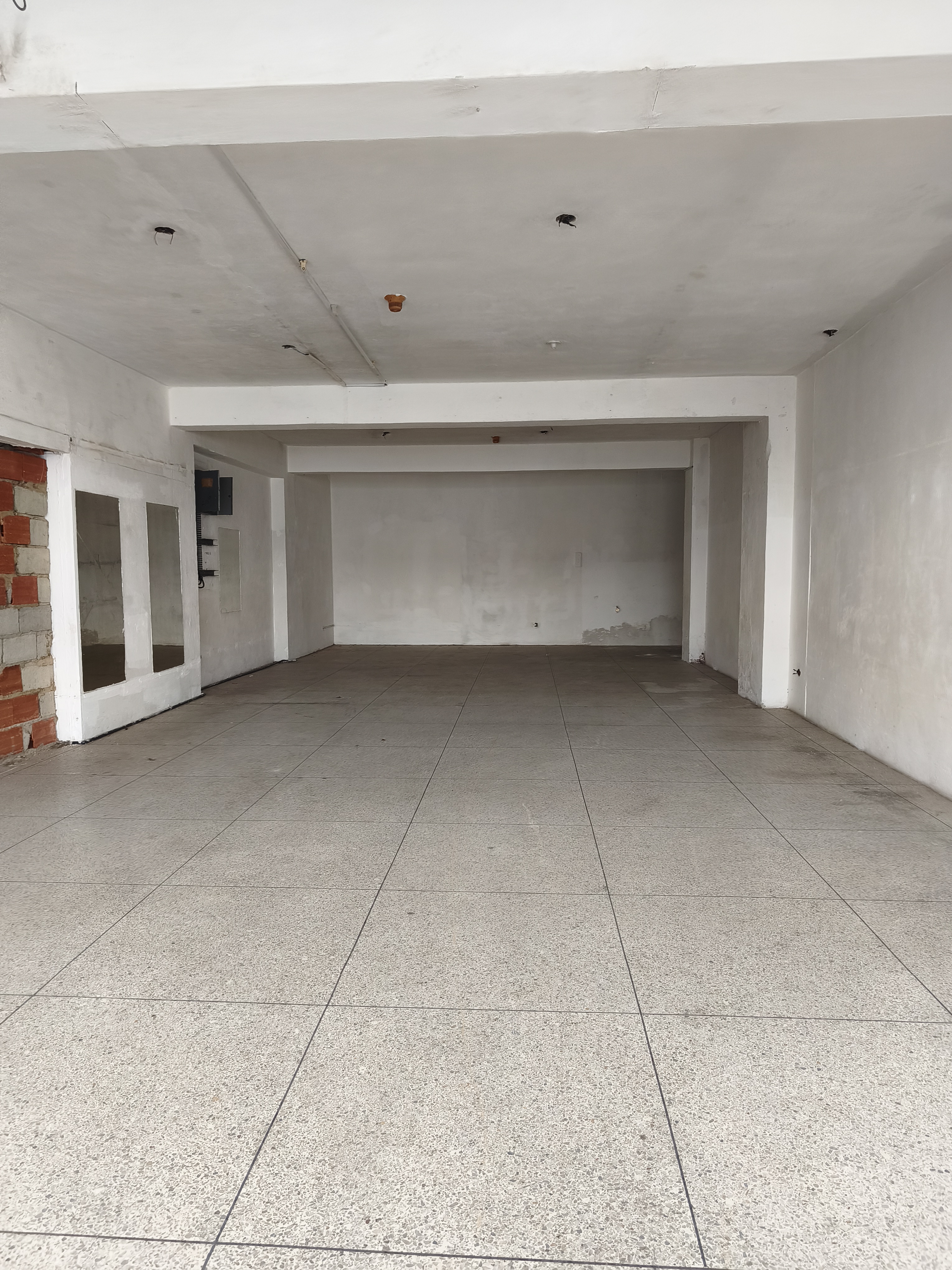 Local Comercial en Venta - Centro Puerto La Cruz