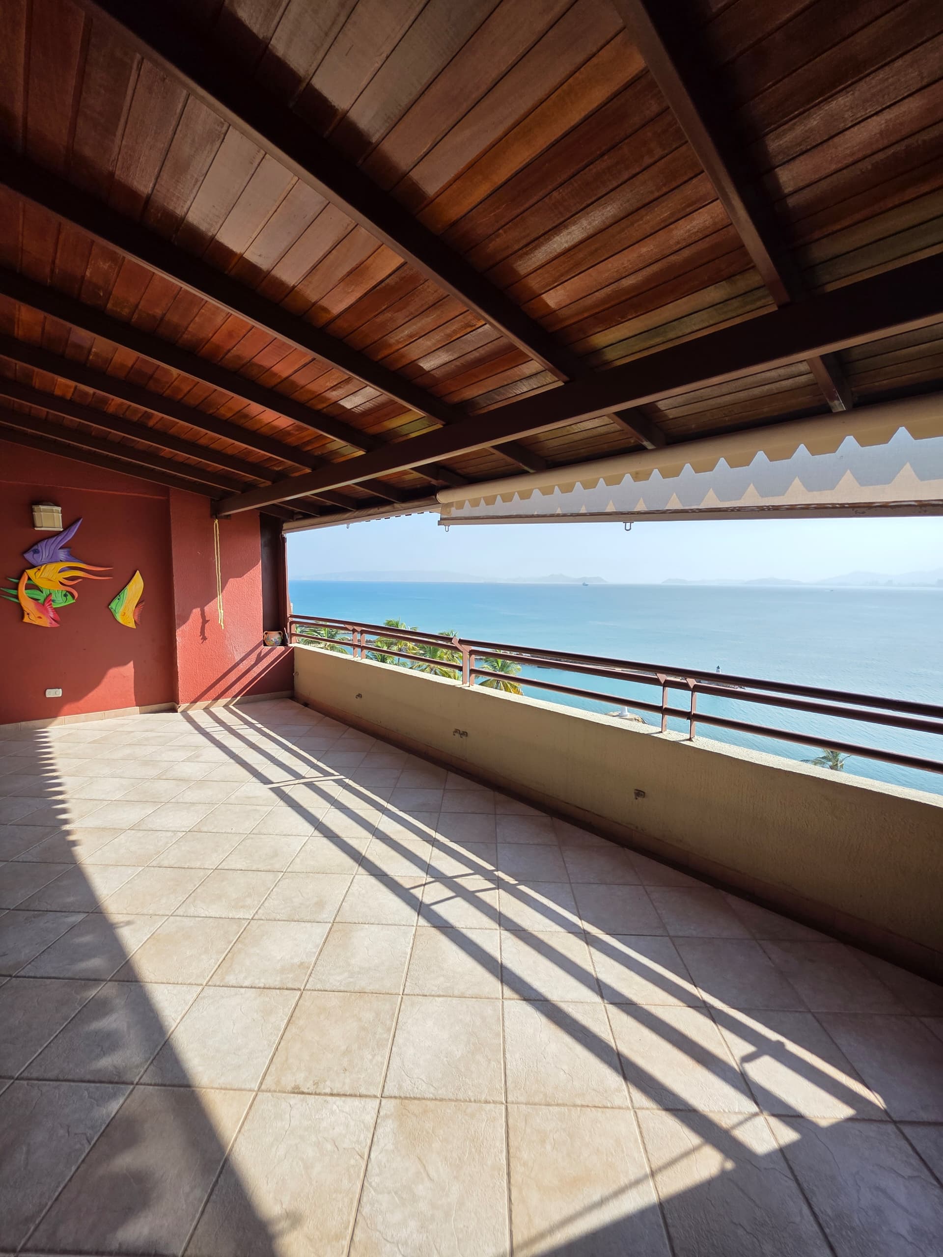 Apartamento dúplex  en Venta - Isla Marina, Lechería