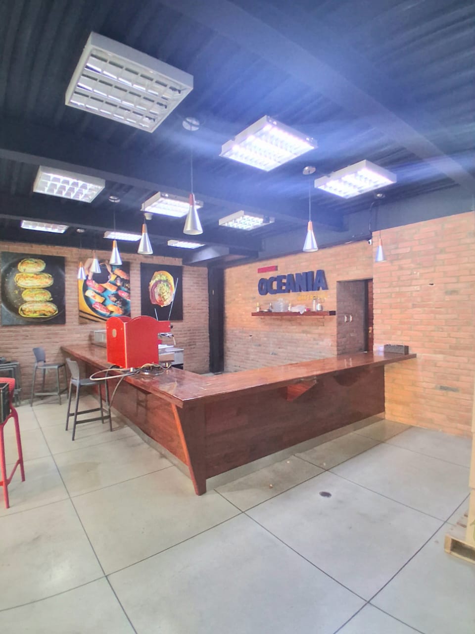 Local Comercial en Venta Av. Principal de Lechería