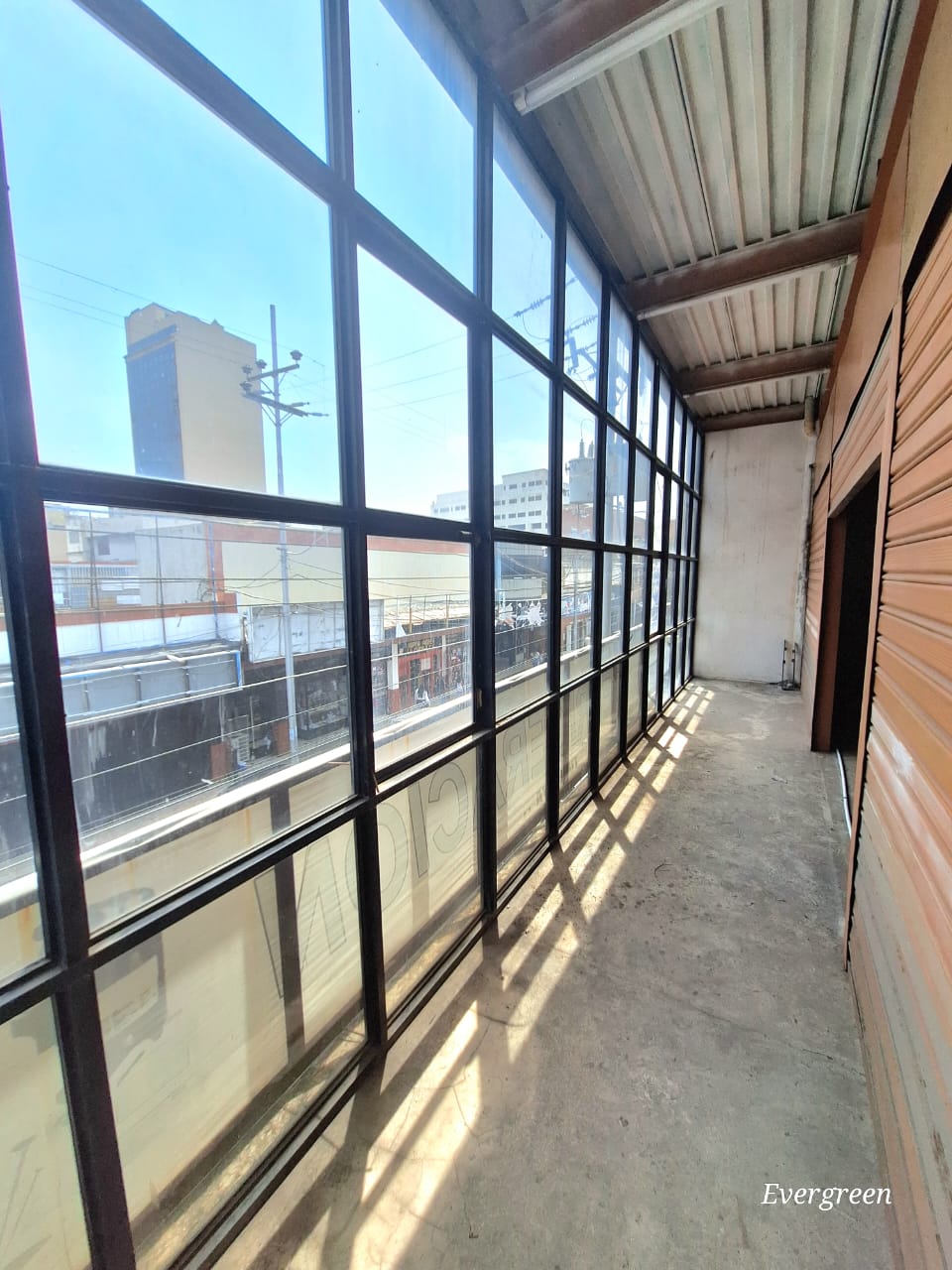 Edificio Comercial en Venta en el centro de Puerto La Cruz, Anzoátegui
