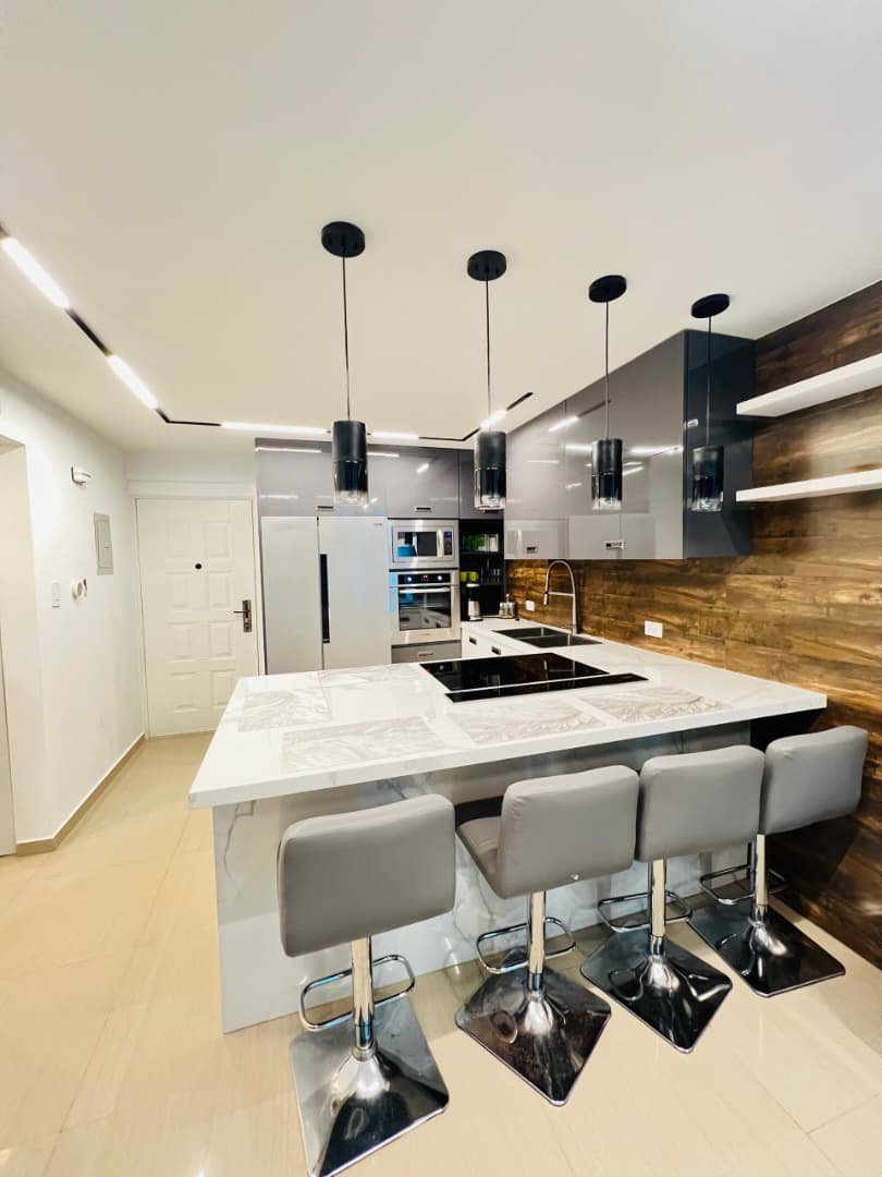 Apartamento en Alquiler en el CR. Monarca - Lechería, Anzoátegui