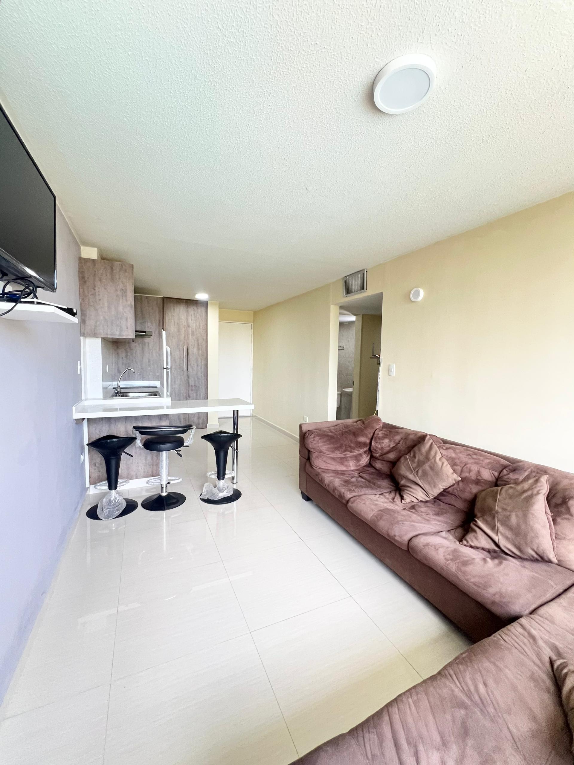 Apartamento en Alquiler Resd. Thai Lechería. 