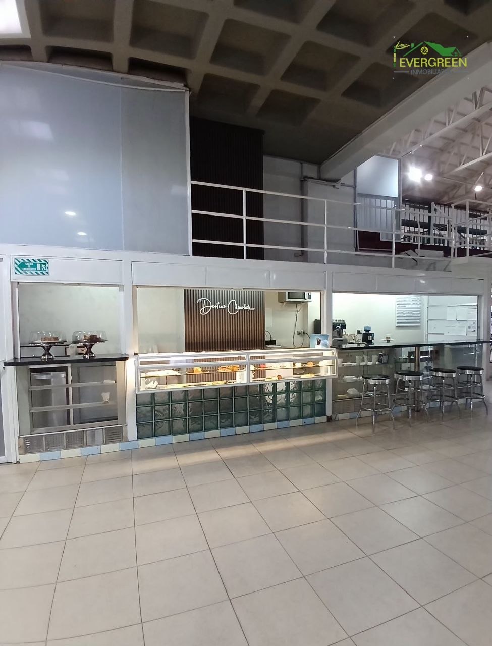 Local Comercial en Venta C. C. Plaza Mayor, Lechería 